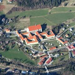Flugwegposition um 15:19:42: Aufgenommen in der Nähe von Gemeinde Neuberg an der Mürz, 8692, Österreich in 2223 Meter